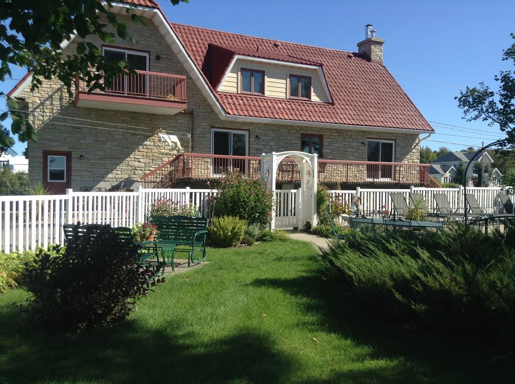 Saint-Anselme Douces Evasions Bed & Breakfast エクステリア 写真