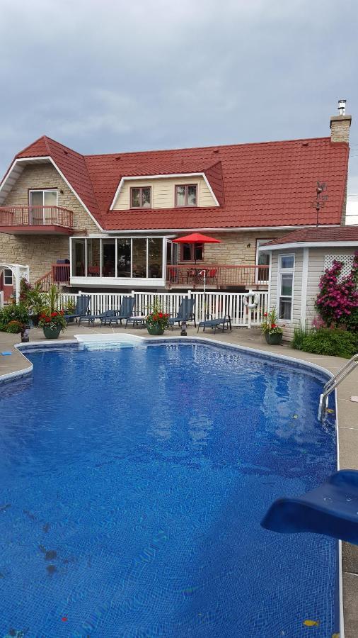 Saint-Anselme Douces Evasions Bed & Breakfast エクステリア 写真
